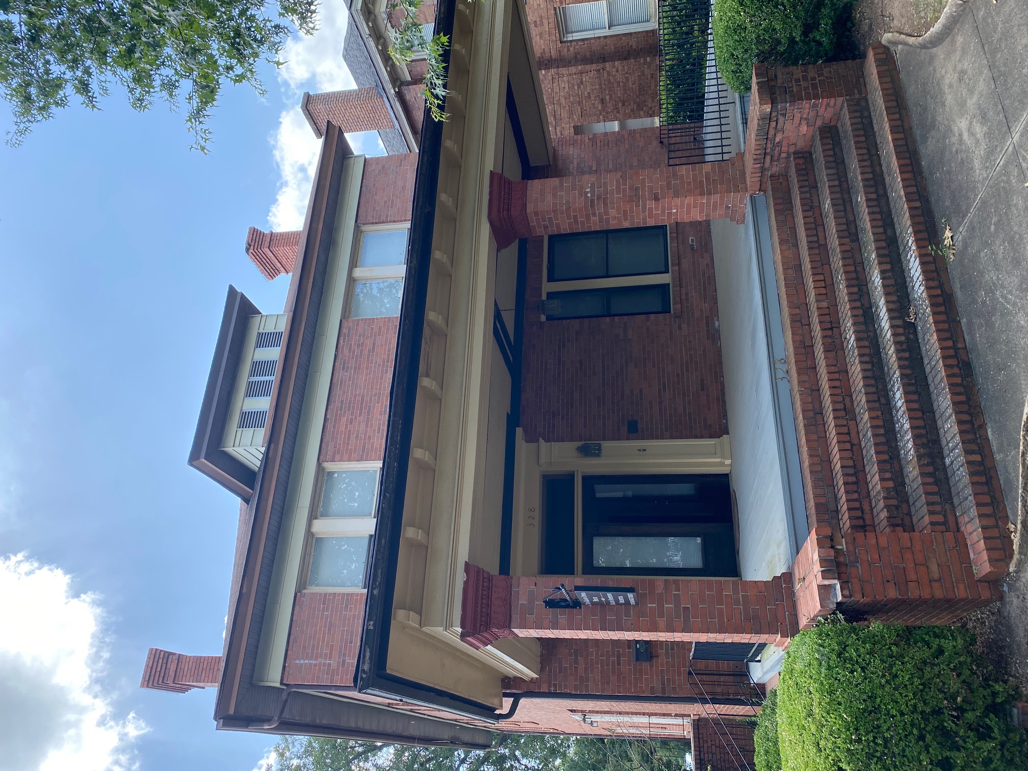 328 Orange St, Apt 1